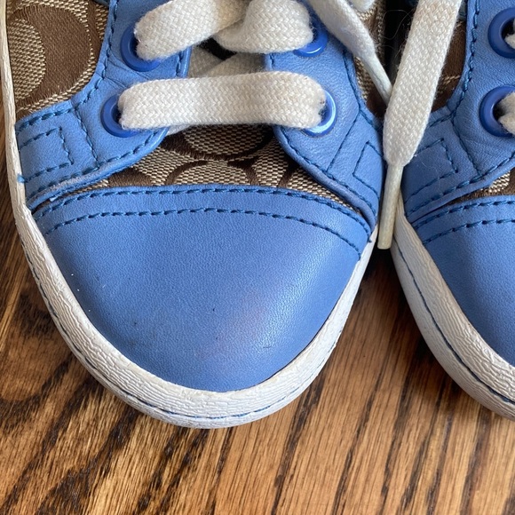 Coach Alivia sneakers, size 7.5. Excellent condition. Classic coach pattern - Picture 15 of 16